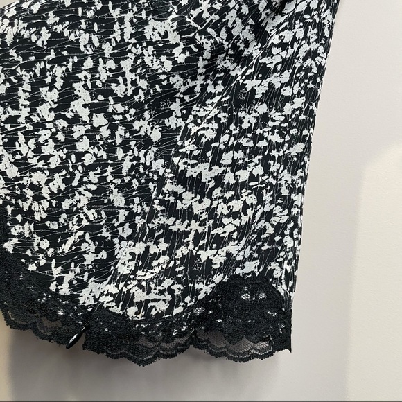 vintage Y2k Ann Taylor silk lace tank top black white floral 4 Zip Side - Picture 3 of 9